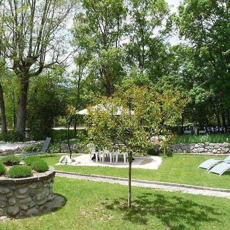 Maison Castellane Chambre D'Hotes Bed & Breakfast *