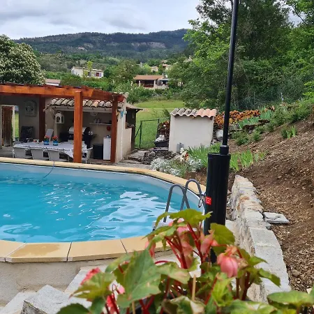 Maison Castellane Chambre D'Hotes Alojamento de Acomodação e Pequeno-almoço