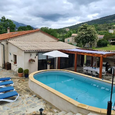 Maison Castellane Chambre D'Hotes Alojamento de Acomodação e Pequeno-almoço *